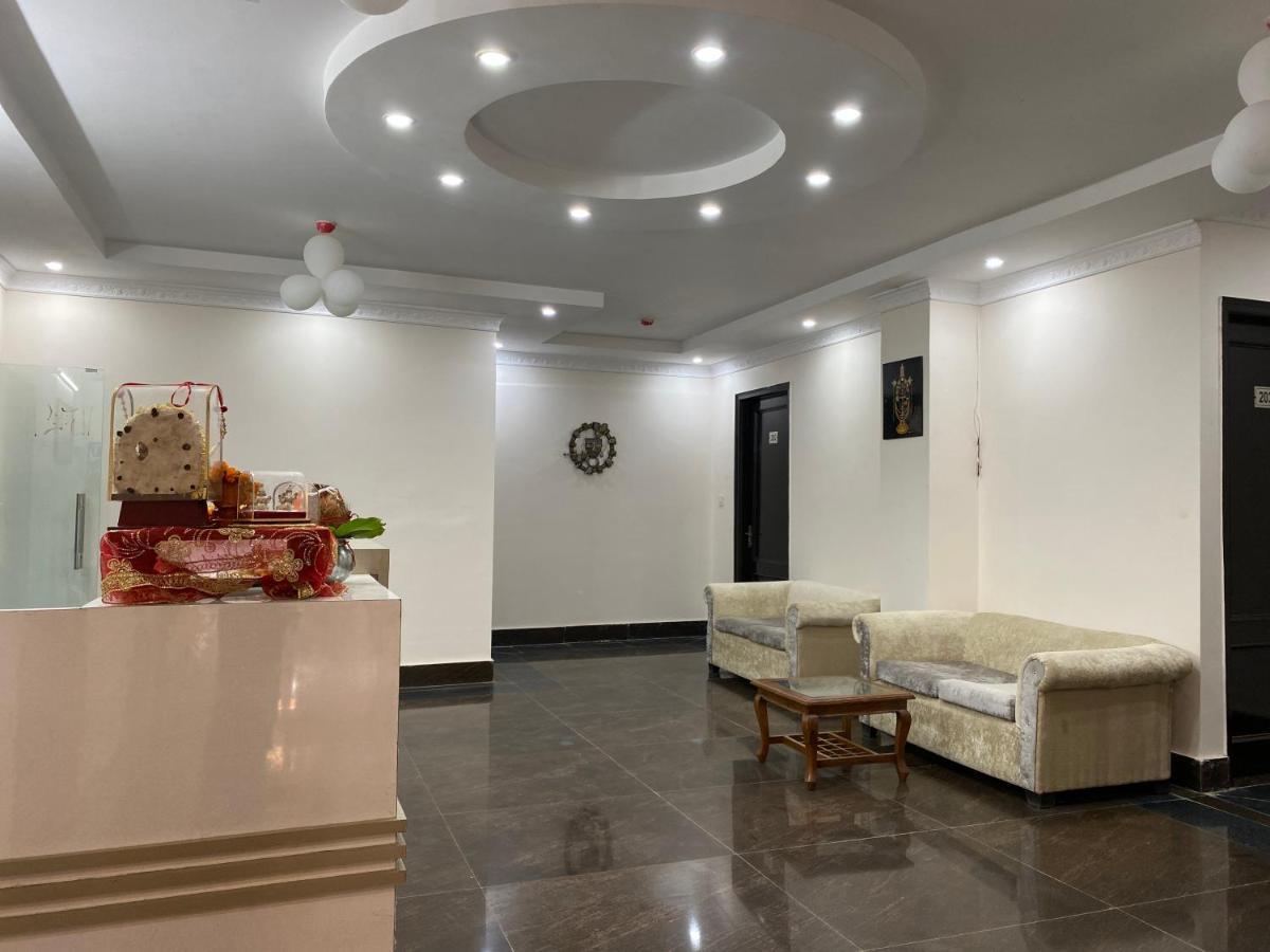 S.R Plaza Hotel Khurja Kültér fotó