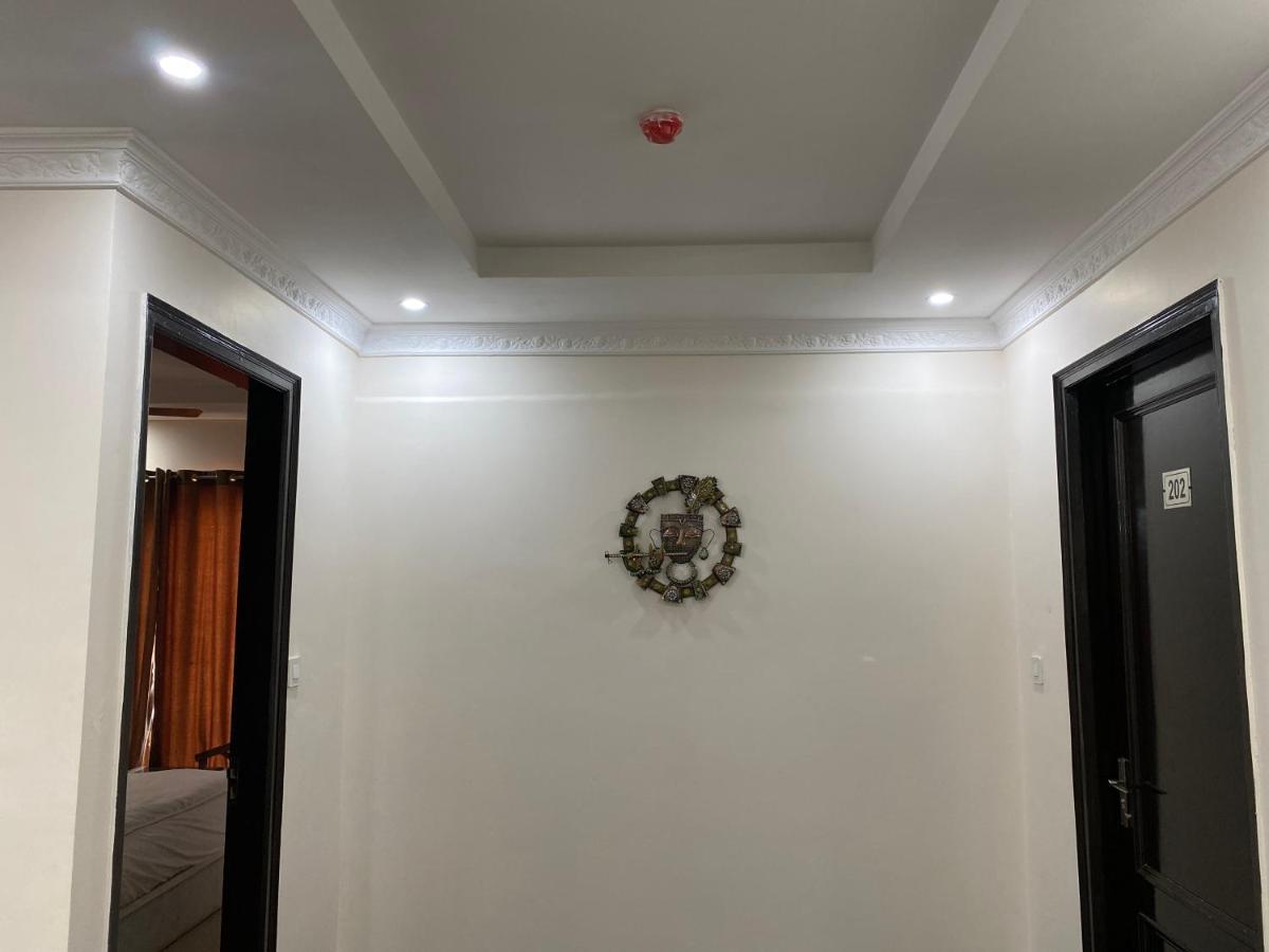 S.R Plaza Hotel Khurja Kültér fotó